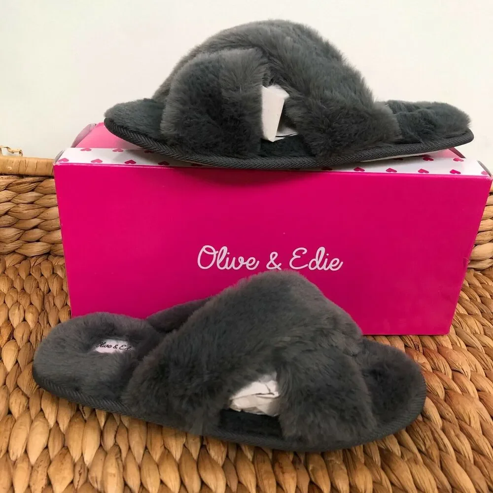NIB Olive & Edie Emmie Charcoal Grey Slipper Youth Size 4/5